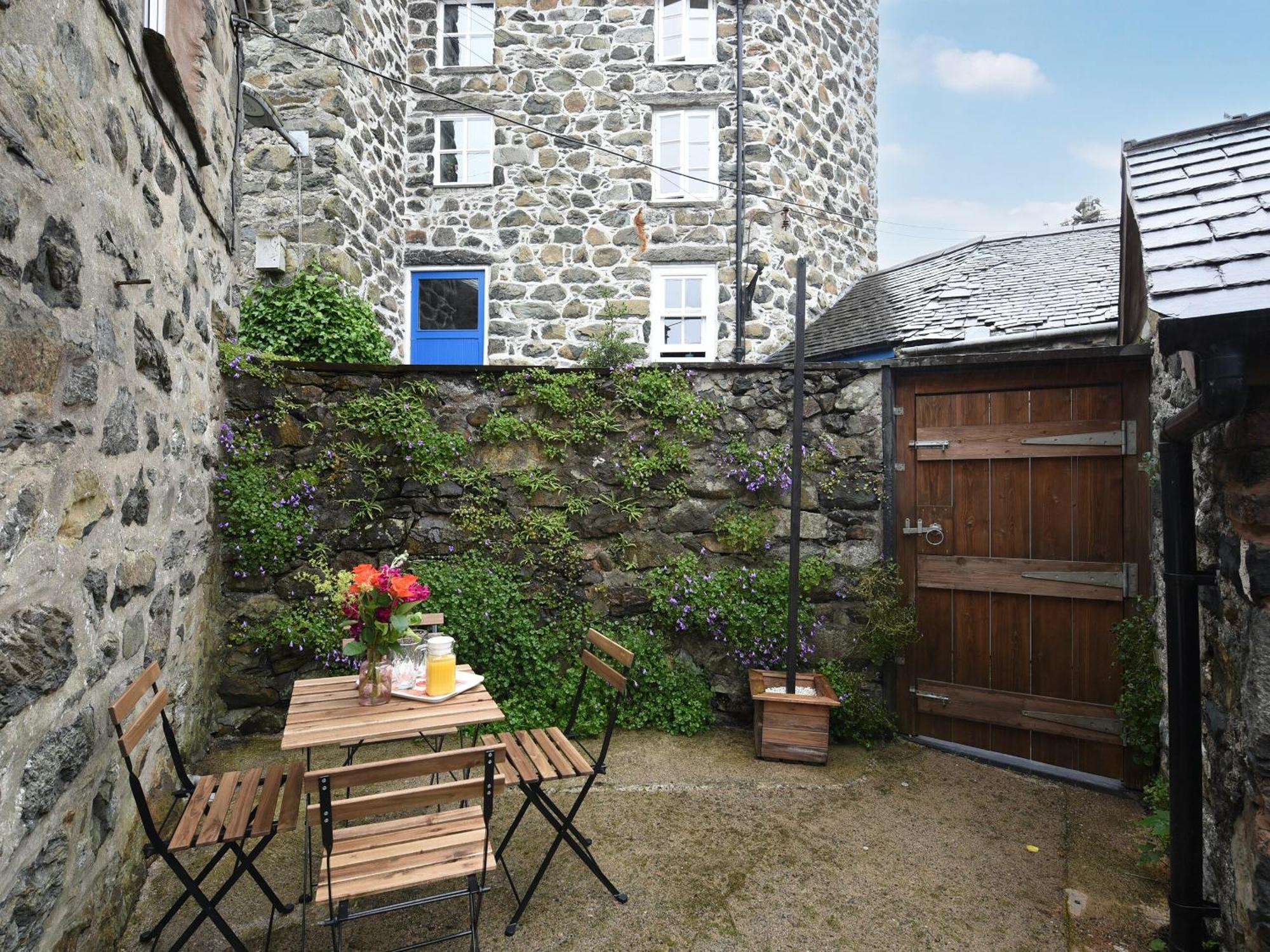 Llys Dedwydd Villa Долгелай Екстериор снимка
